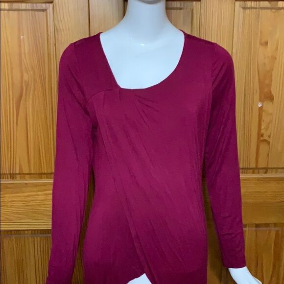 Venus asymmetrical  top - Picture 2 of 5